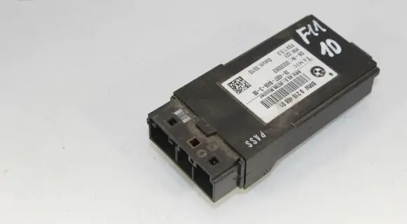 BMW 5 F10 F11 Seat heating relay 9216468 00235363 2840078406300