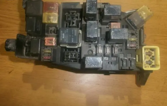 Mitsubishi Galant Fuse box set
