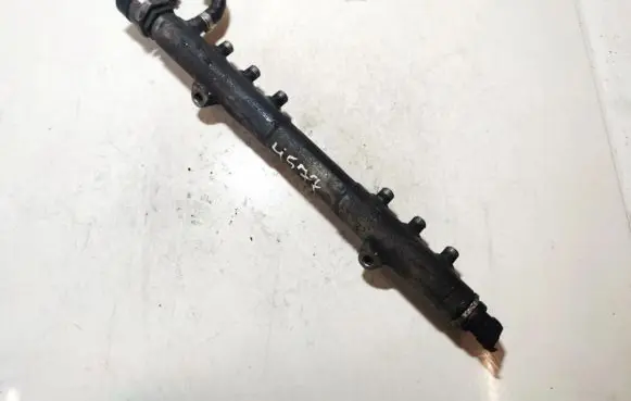 Volvo V70 Fuel main line pipe 002663 0445215023