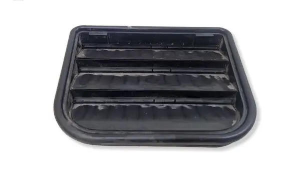 Jaguar XF X250 Quarter panel pressure vent 