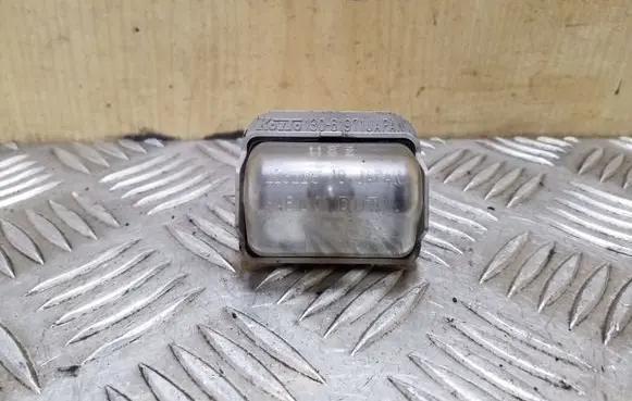 Mazda 6 Number plate light 13061971