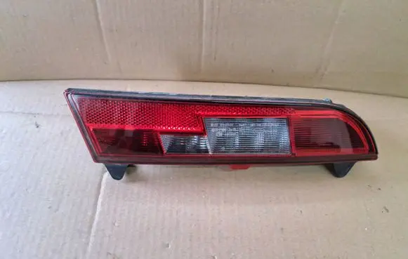BMW i3 Rear/tail lights 7304044