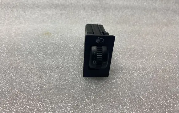 Toyota Avensis T250 Headlight level height control switch 37166 8415205050