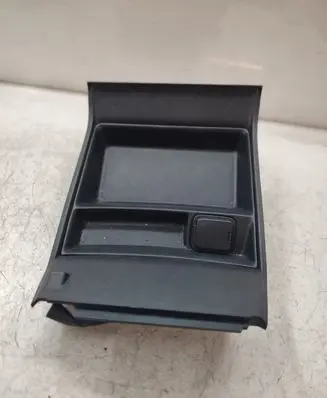 Other center console (tunnel) element