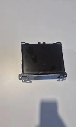 Dodge Challenger Radio/CD/DVD/GPS head unit 68258397AD