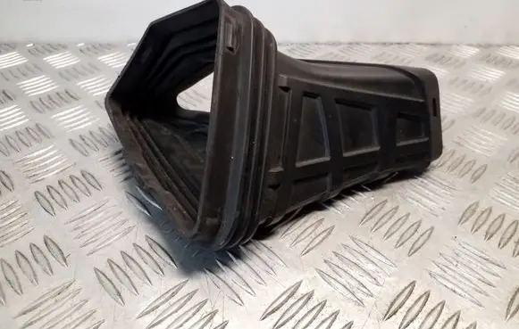 Audi A5 Sportback 8TA Air intake duct part 8R0129739