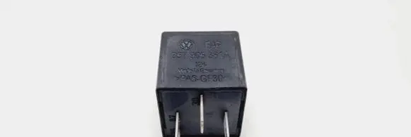 Seat Alhambra (Mk1) Other relay 357906381A