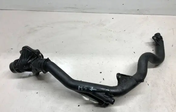 BMW 5 E60 E61 Engine coolant pipe/hose