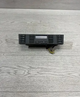 BMW 5 E39 Climate control unit 6916641 01445253 900250950002
