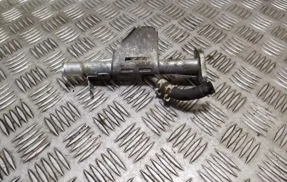 Honda CR-V Engine coolant pipe/hose