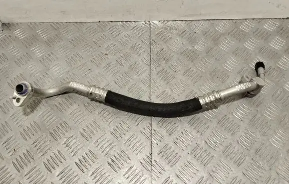 Aston Martin DB11 Air conditioning (A/C) pipe/hose JY5319A705CA