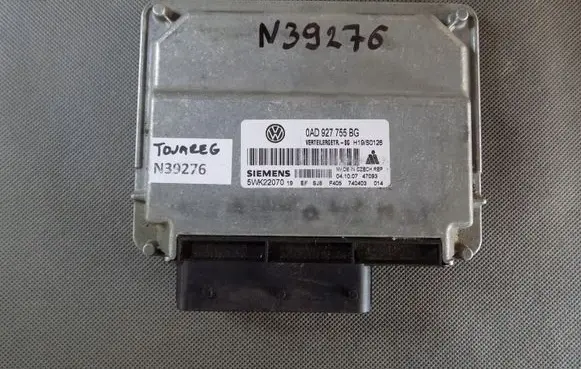 Volkswagen Touareg I Gearbox control unit/module 5WK22070