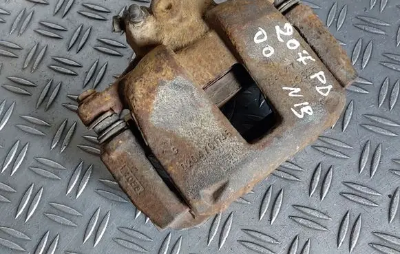 Peugeot 207 Front brake caliper 0204Y01145
