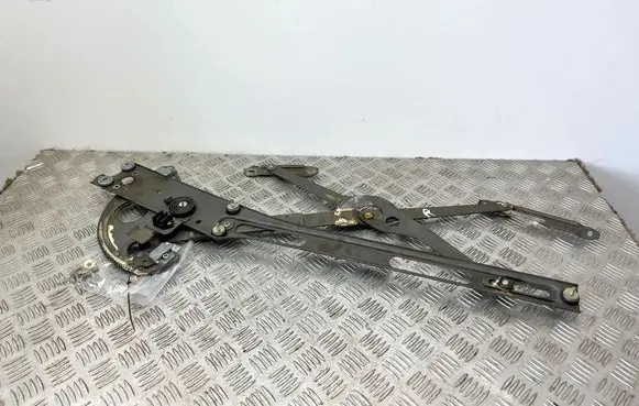 Mercedes-Benz SL R107 Front door window regulator with motor A1077250602 1077250602