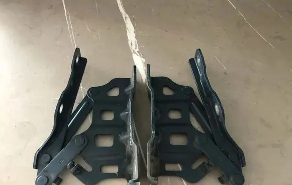KIA Sportage Engine bonnet/hood hinges QLLH QLRH
