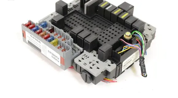 Volvo V70 Fuse box set 8688153