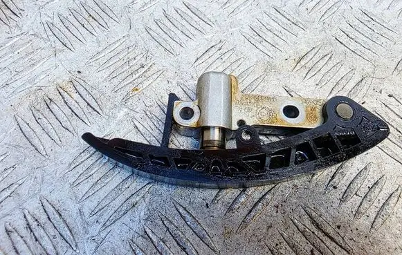 Volkswagen Atlas Timing belt/chain tensioner 03H109467