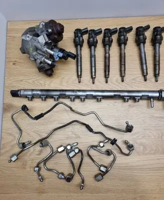 BMW 5 GT F07 Fuel injection system set 7823463 0445010634 7810702