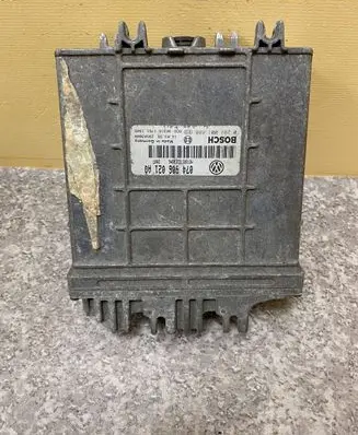 Volkswagen II LT Engine control unit/module 074906021AQ 28SA3800 0281001888