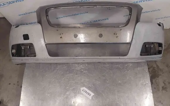 Volvo V70 Front bumper 30678623