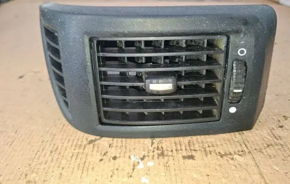 Citroen Relay III Dash center air vent grill ST435811 385800 C819