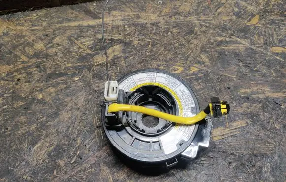 Suzuki Alto Airbag slip ring squib (SRS ring)