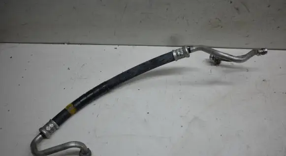 Air conditioning (A/C) pipe/hose