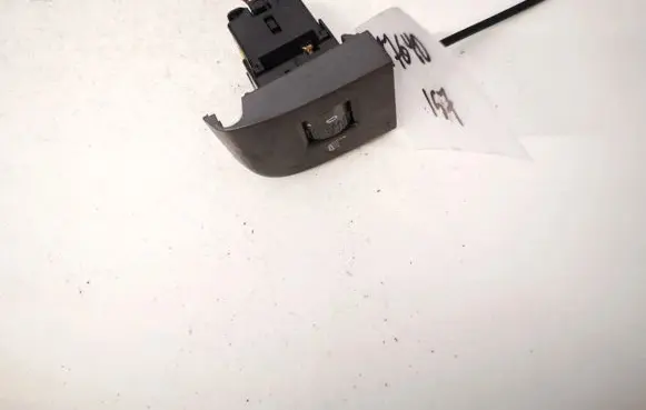 Volkswagen Phaeton Seat heating switch 3d0963564a