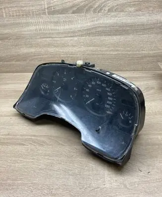 Opel Zafira A Speedometer (instrument cluster) 24419561HU