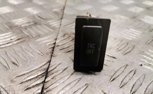 Traction control (ASR) switch
