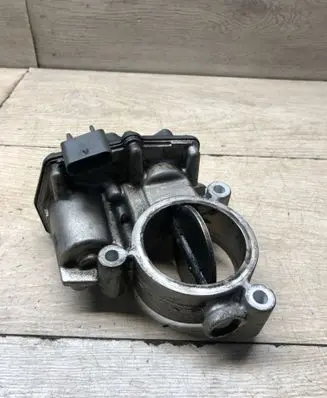 Mercedes-Benz E W213 Throttle valve A6540900070 5540900070 12200101C