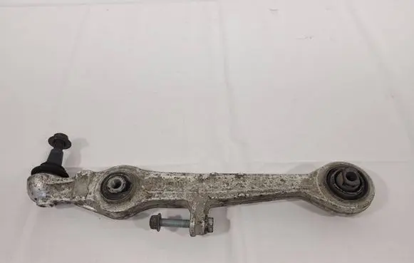 Volkswagen PASSAT B5.5 Front control arm 4B3407155A
