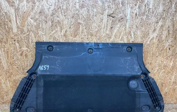 Audi A4 S4 B9 8W Engine splash shield/under tray 8W0863821B