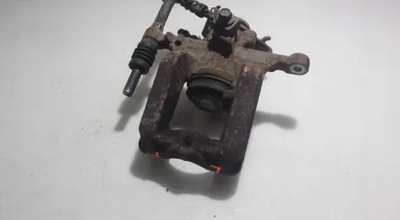 Opel Astra J Rear brake caliper