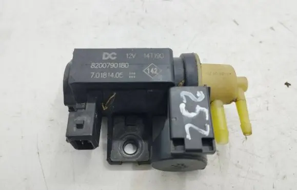Renault Clio IV Turbo solenoid valve 8200790180