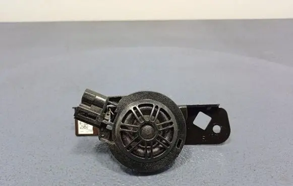 Audi Q7 4L Subwoofer speaker 4M0035399S