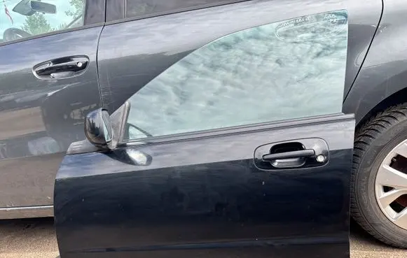 Subaru Impreza II Front door