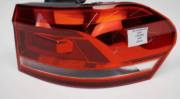 Volkswagen Touran III Rear/tail lights 5TA945096D L90084784