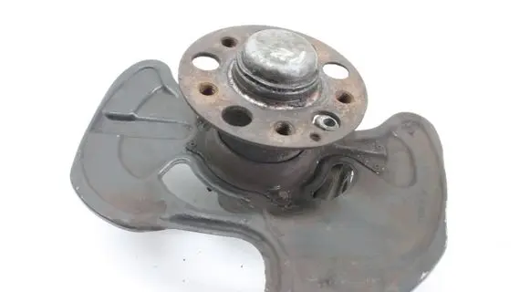 Mercedes-Benz E A207 Front wheel hub A2044202544