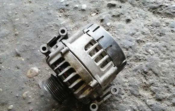 Audi A6 S6 C7 4G Generator/alternator 06E903024H EG18S016 2620983A