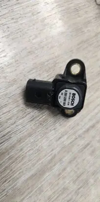 Mercedes-Benz Sprinter W906 Air pressure sensor 0261230193 2210041G05