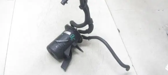 Audi Q3 8U Fuel filter housing 7N0127400D