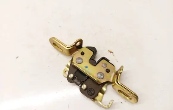 Ford Mondeo Mk III Tailgate/trunk/boot lock/catch/latch 1S71F613D61AA