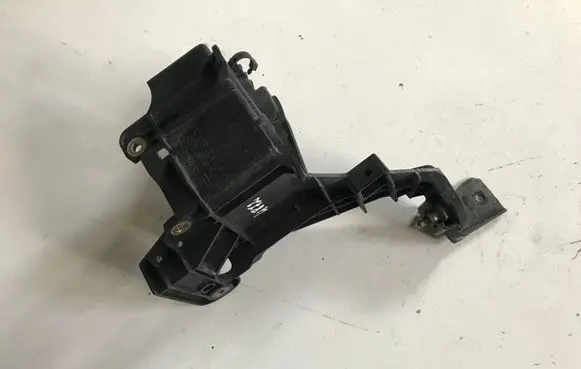 Opel Zafira B ABS pump bracket 13214940