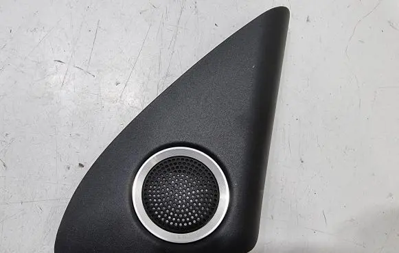 Audi Q5 SQ5 Front door speaker cover trim 8R0035424A