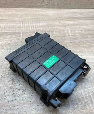 Audi 80 90 B3 Engine control unit/module ECU 811906264 0280800104
