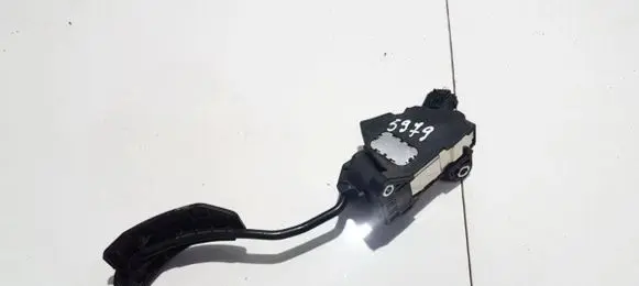 Toyota Auris 150 Accelerator throttle pedal 7811002071 78110-02071