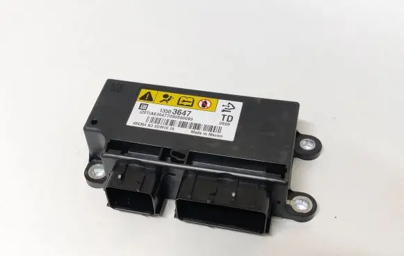 Opel Insignia A Airbag control unit/module 13503647