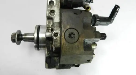 Renault Espace - Grand espace IV Fuel injection high pressure pump 8200586851 8200041766
