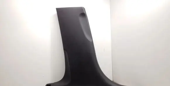 (B) pillar trim (bottom)